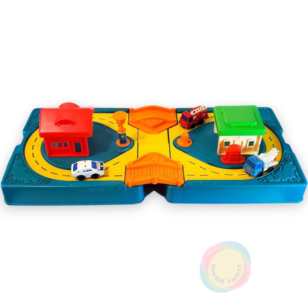 Vintage 1981 Mattel My First Wheels City Carry Case Playset